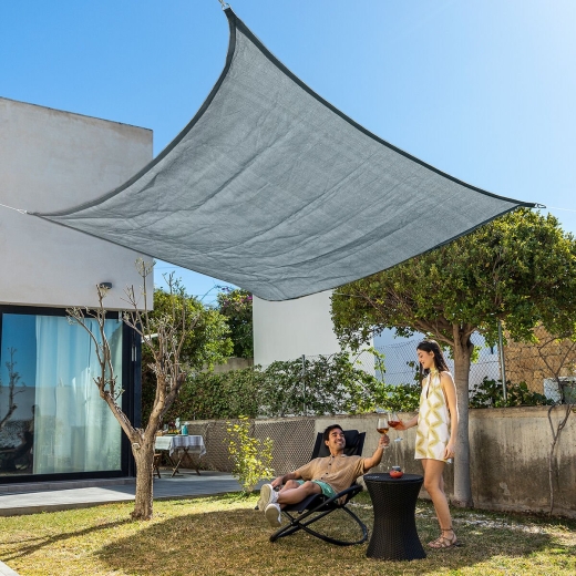 Rechteckiges Sonnensegel 3 × 4 m, atmungsaktiv. HDPE, grau